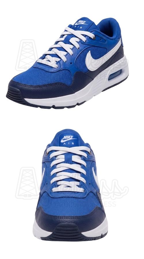 Blauwe sneakers met witte elastische veters, plat 9mm vastgezet met een clipje