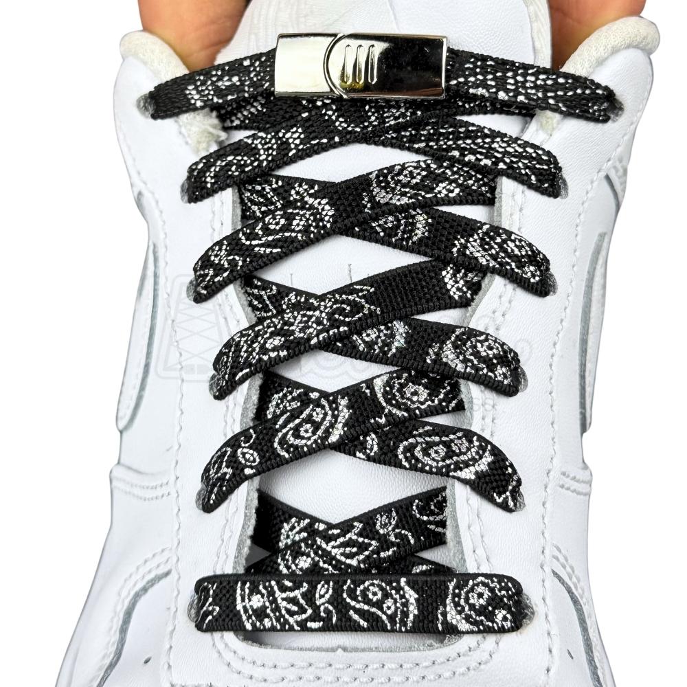 Elastische veters zonder strikken paisley 9mm magnetische sluiting zwart zilver met stretch uitgerekt