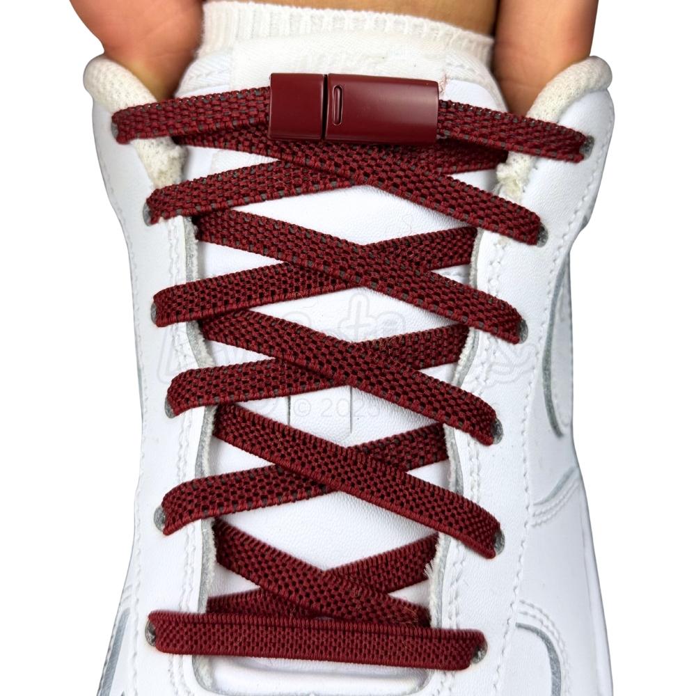 Elastische veters zonder strikken plat 6mm magnetische sluiting wijnrood met stretch uitgerekt