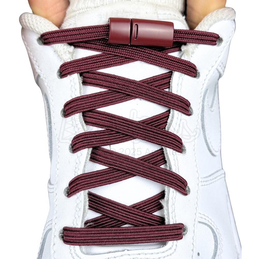 Elastische veters zonder strikken plat 7mm magnetische sluiting wijnrood met stretch uitgerekt