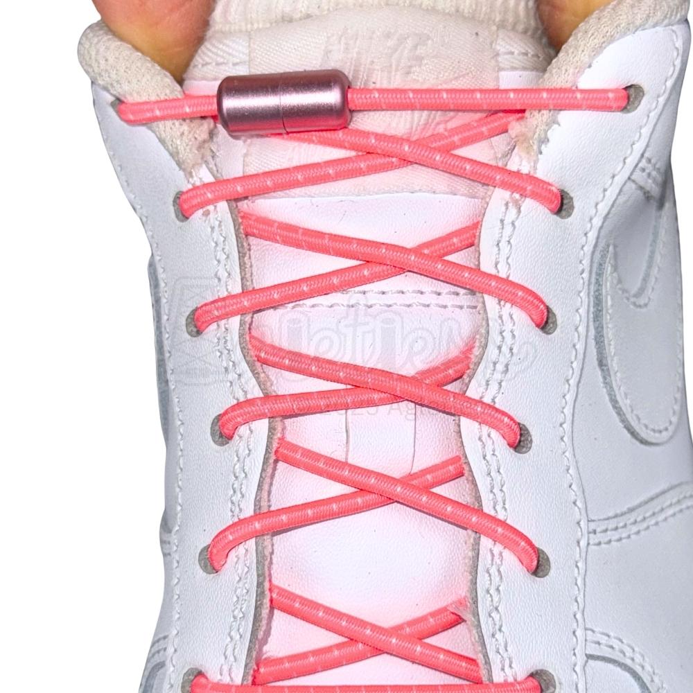 Elastische veters zonder strikken reflecterend 3mm capsule sluiting fluorescerend roze met stretch uitgerekt