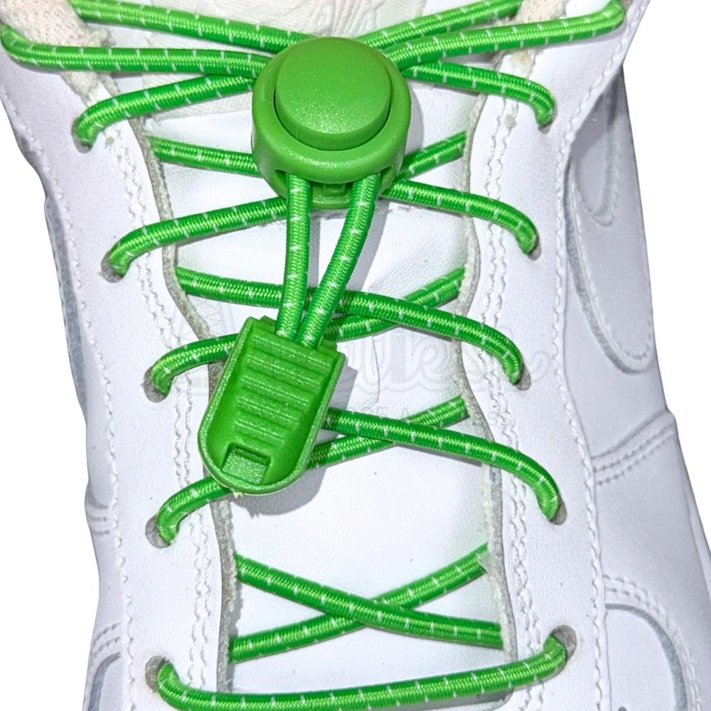 Elastische veters zonder strikken reflecterend 3mm lock sluiting appelgroen met stretch uitgerekt