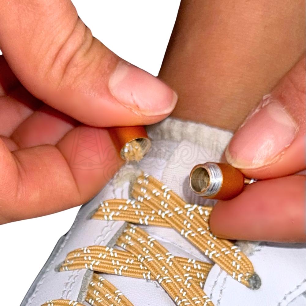 Elastische veters zonder strikken reflecterend 7mm capsule sluiting khaki detailfoto van hoe de sluiting werkt