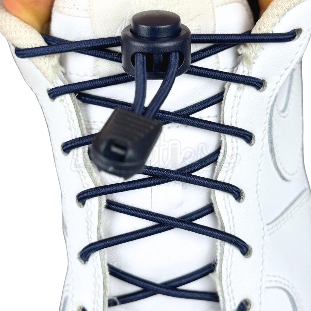 Elastische veters zonder strikken rond 3mm lock sluiting marineblauw met stretch uitgerekt