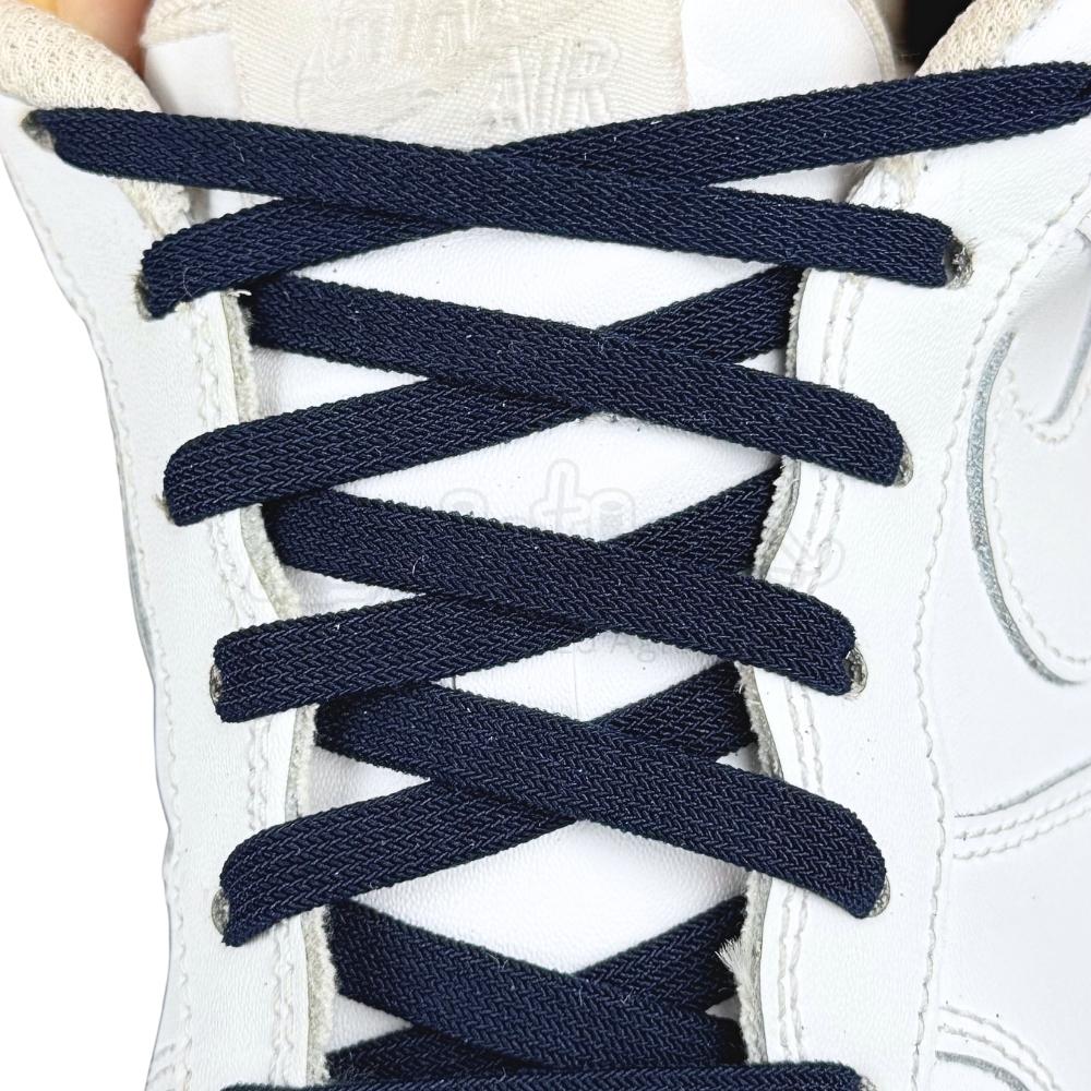 Elastische veters zonder strikken vintage 8mm onzichtbare clipjes marineblauw met stretch uitgerekt