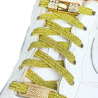 Elastische veters zonder strikken bling bling 6mm haak sluiting goud geregen in witte Nike Air Force 1