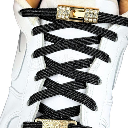 Elastische veters zonder strikken bling bling 6mm haak sluiting zwart met stretch uitgerekt