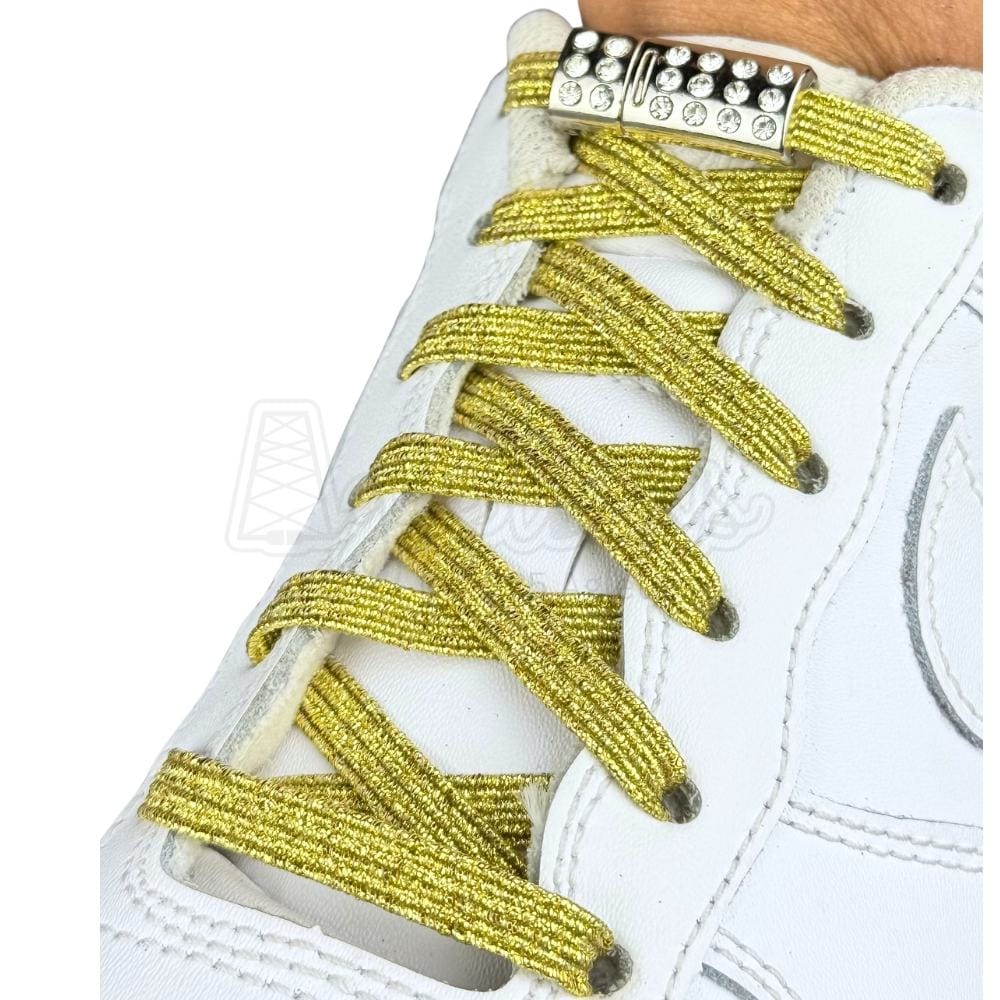 Elastische veters zonder strikken glitter 6mm bling magnetische sluiting goud geregen in witte Nike Air Force 1