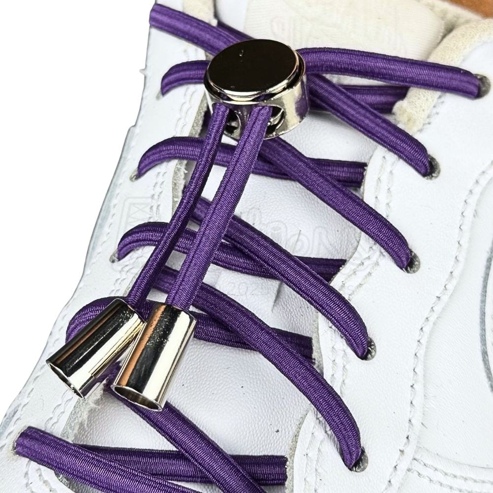 Elastische veters zonder strikken ovaal 4mm luxe lock paars geregen in witte Nike Air Force 1