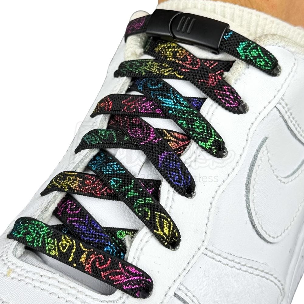 Elastische veters zonder strikken paisley 9mm magnetische sluiting zwart kleurig geregen in witte Nike Air Force 1