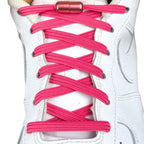 Elastische veters zonder strikken plat 7mm capsule sluiting rozenrood met stretch uitgerekt