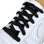 Elastische veters zonder strikken plat 9mm magnetische sluiting zwart geregen in witte Nike Air Force 1