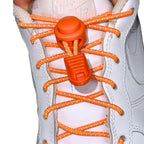 Elastische veters zonder strikken reflecterend 3mm lock sluiting oranje met stretch uitgerekt