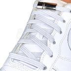 Elastische veters zonder strikken reflecterend 7mm magnetische sluiting wit geregen in witte Nike Air Force 1
