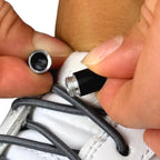 Elastische veters zonder strikken rond 3mm capsule sluiting donkergrijs detailfoto van hoe de sluiting werkt